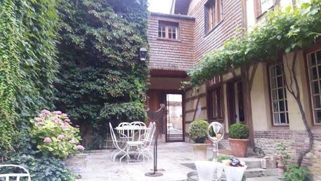 La Maison de Rhodes