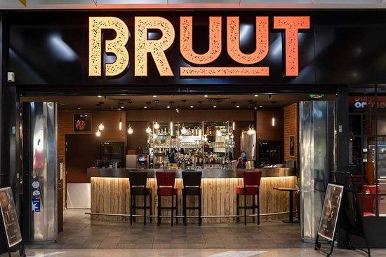 BRuuT St Priest