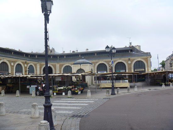Place du Marché Notre-Dame