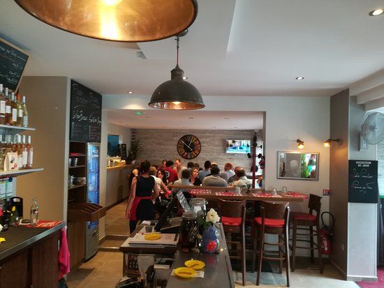 Cafe des Lilas